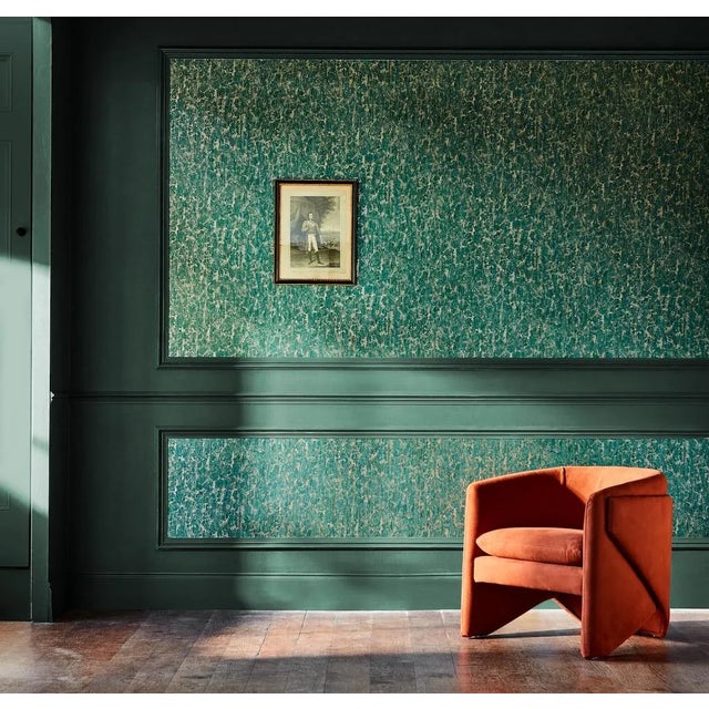 Moresque Glaze - With the look of an iridescent glaze the rich colours and organic metallic effect seen in this wallpaper...