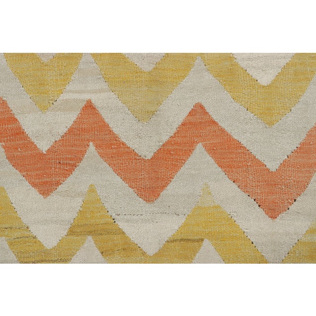 Rug & Kilim Vintage Egyptian Kilim With Gold and Chevrons - Rug & Kilim For Sale - Image 4 of 7