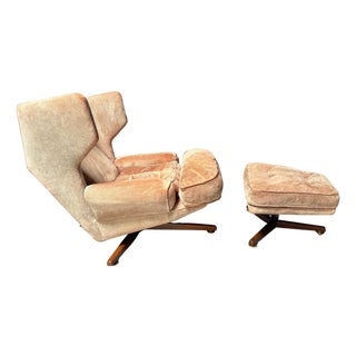 1960s Edward Wormley for Dunbar Lounge Chair and Ottoman model 6142, 2 Pieces For Sale