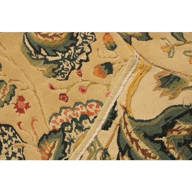 Originating from China, this hand-knotted floral runner was inspired by antique and vintage Tudor floral designs,...