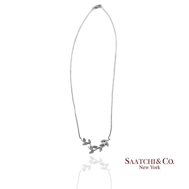 Metal 18k(750) White Gold Natural Diamond Leaf Shape Pendant Necklace With Chain For Sale - Image 7 of 13