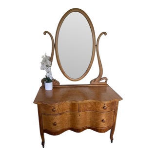 Antique 19th Century Birdseye Maple Serpentine Vanity Dresser With Beveled Pivoting Mirror For Sale
