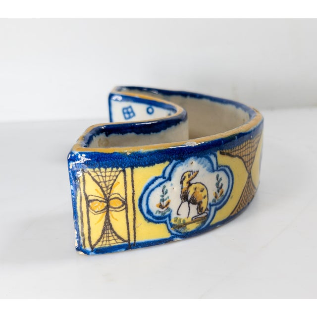 20th Century Mediterranean Spanish or Mexican Talavera Faience Majolica Demilune Bowl For Sale - Image 4 of 11