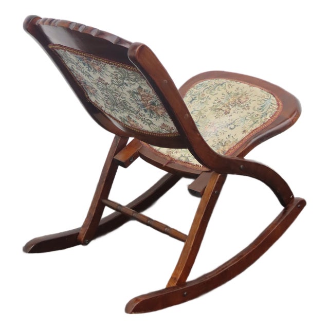 Victorian Early 1900s Solid Wood Folding Rocking Chair 6897 For Sale