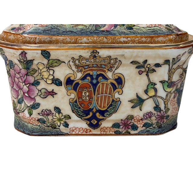 Vintage Famille Rose Enamel Flower Bird Rectangular Porcelain Box For Sale - Image 11 of 13