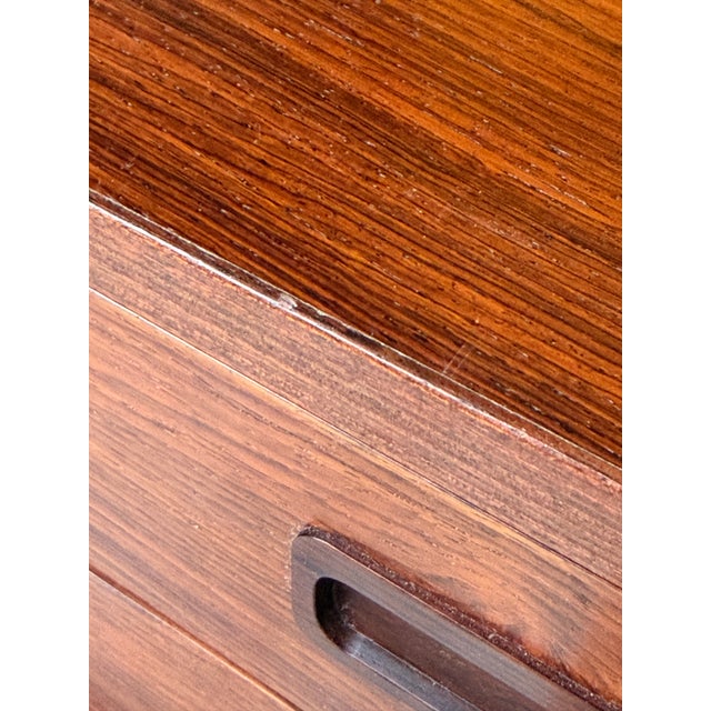 Rosewood 4-Drawer Chest - Poul Hundevad for Hundevad & Co. - 1960s Danish Modern For Sale - Image 10 of 13