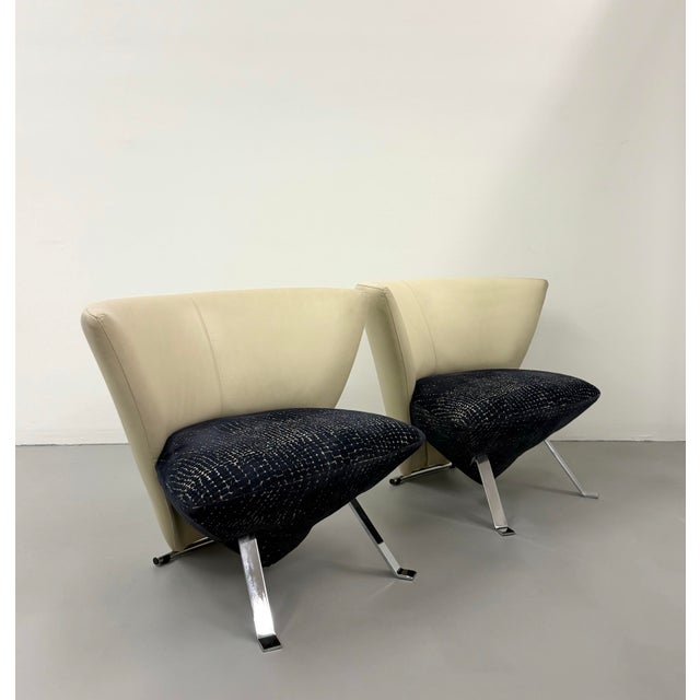 2000 - 2009 Contemporary “Jada” Sculptural Lounge Chairs - Pair For Sale - Image 5 of 7