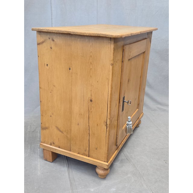 Antique English Pine Single Door Cupboard With Working Key and Original Hardware For Sale - Image 13 of 14