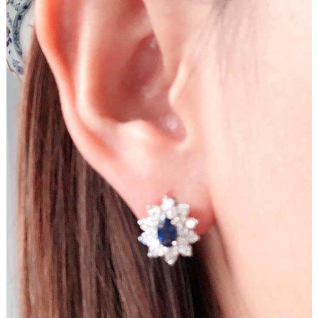 18 Karat White Gold Sapphire and Diamond Cluster Earrings For Sale - Image 4 of 12