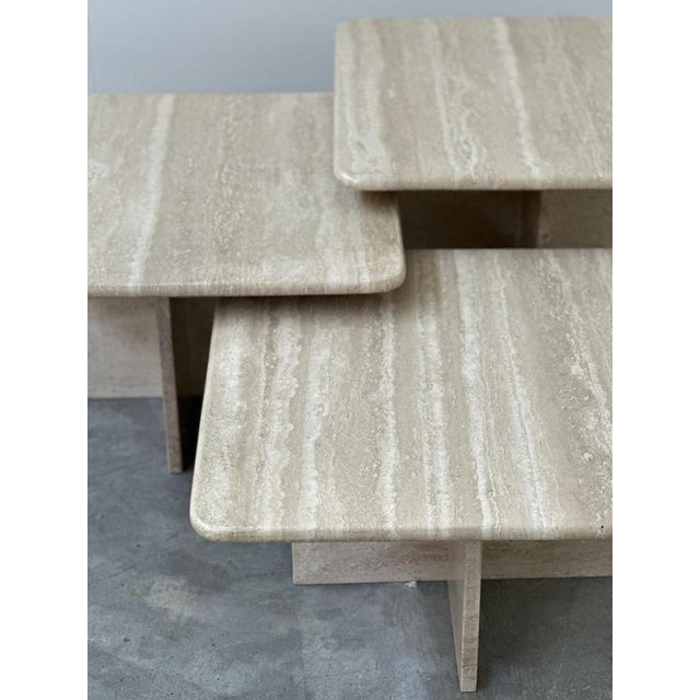 Contemporary Italian Travertine Nesting Tables, 1970s, Set of 3 For Sale - Image 3 of 16