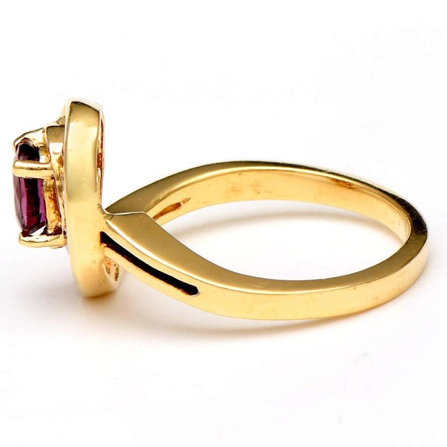 Contemporary 14KY Ruby & Diamond(.24) Swirl Ring, size 5.25 For Sale - Image 3 of 5