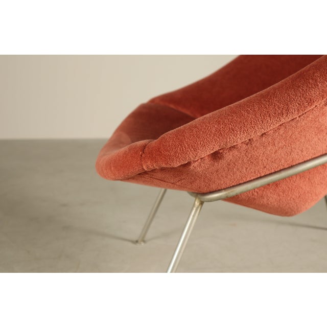 F156 Little Oyster Lounge Chair from Artifort, 1960s For Sale - Image 9 of 16