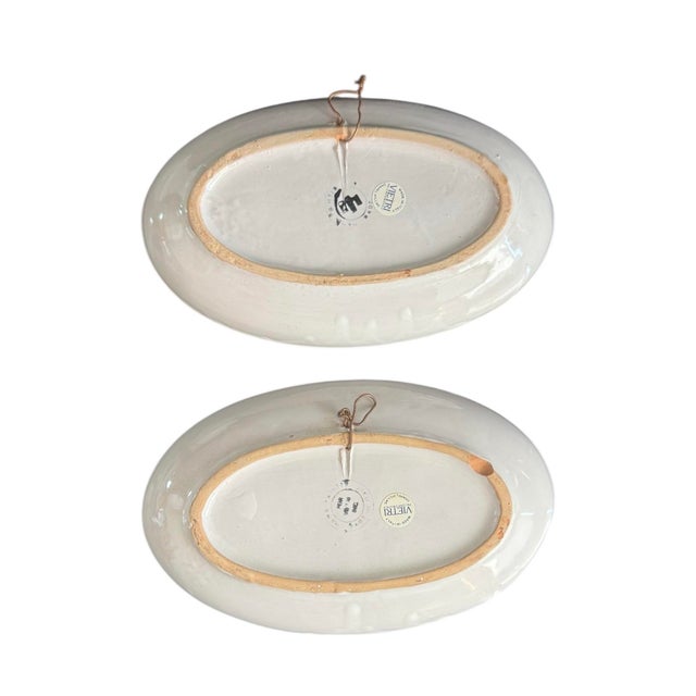 VIETRI 1990s Pair of Al Mare by Vietri 8” Fish Dishes For Sale - Image 4 of 4