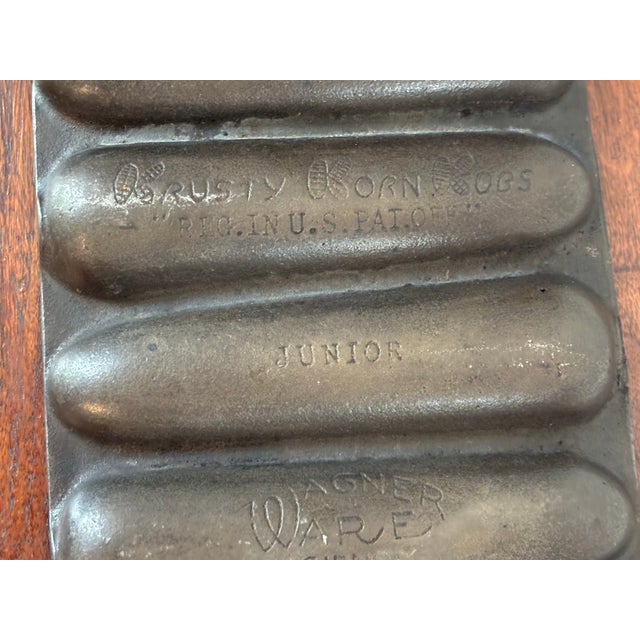 Metal Antique Cast Iron Wagner Ware Cornbread Pan Krusty Korn Kobs, Well Seasoned For Sale - Image 7 of 8