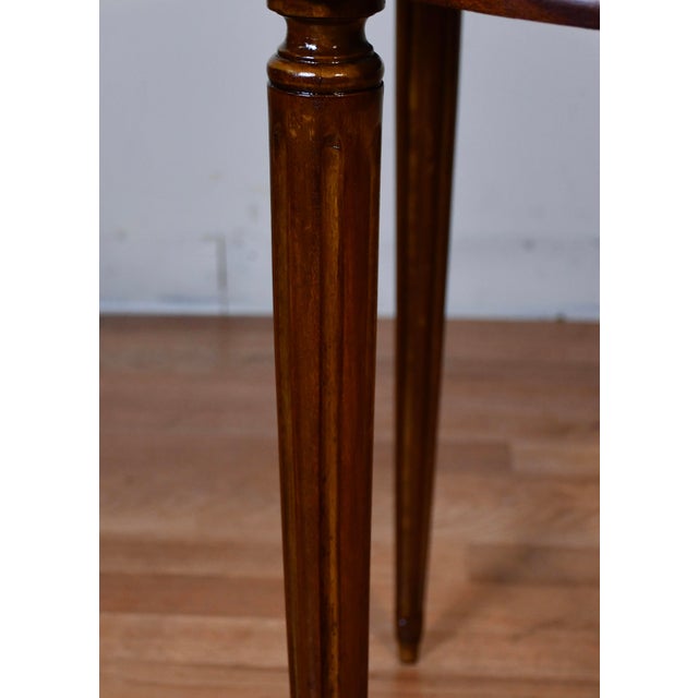 1910s Antique French Louis XVI Mahogany & Marble Top Round Center / Side Table For Sale - Image 10 of 14