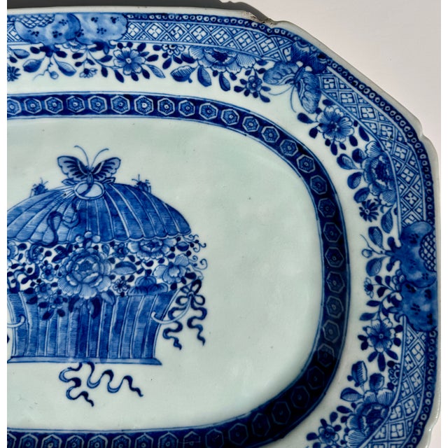 Early 19th Century Chinese Export Hand-Painted Blue & White Porcelain Platter With Floral Basket, Circa 1800 For Sale - Image 5 of 13