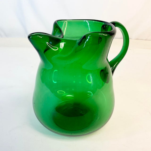 Glass 1950s Vintage Art Deco Americana Boho Chic Hand Blown Green Pitcher. For Sale - Image 7 of 9