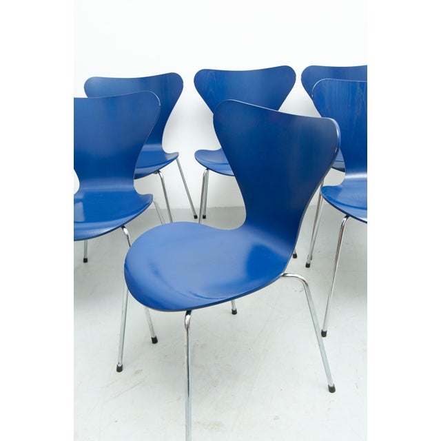 Series 7 Chairs by Arne Jacobsen for Fritz Hansen, 1950s, Set of 8 For Sale - Image 3 of 12