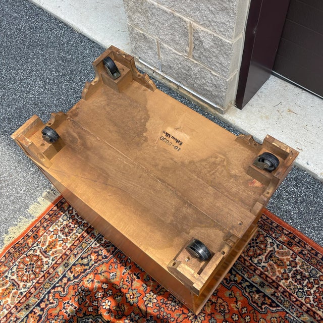 Camel 1980s Ethan Allen Heirloom Nutmeg Maple American Traditional Rolling Audio/Video Cart (10-9030) For Sale - Image 8 of 11