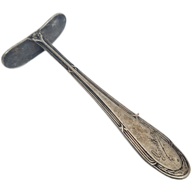 Vintage Art Deco Herring Spoon, 1930s, in Very Good conditions. Designed 1920 to 1949