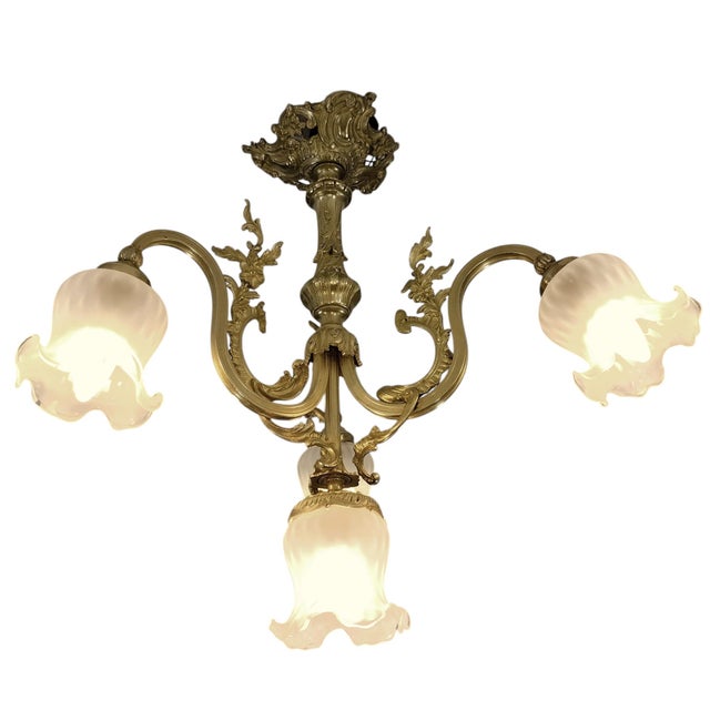 Antique French Art Nouveau Bronze 4-Light Chandelier with Frosted Glass Tulip Flower Shades and Acanthus Leaves, 1890s For Sale - Image 14 of 18