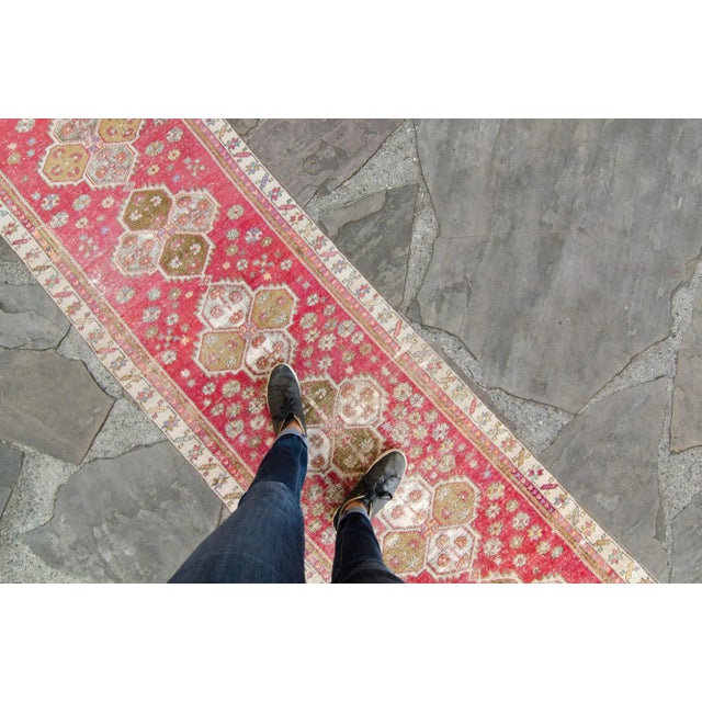 Contemporary 1950s Vintage Oushak Medallion Hand-Knotted Runner - 2’6” X 11’2” For Sale - Image 3 of 11