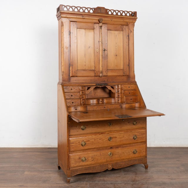 Gustavian (Swedish) Early 19th Century Swedish Pine Secretary Bureau For Sale - Image 3 of 12