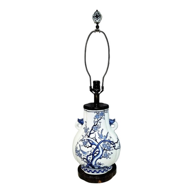 1970s Chinese Ceramic Table Lamp Blue and White For Sale