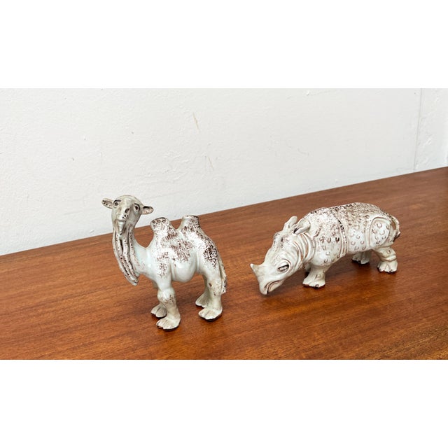 German Studio Pottery Camel and Rhino Figures from Hamelner Töpferei, 1970s, Set of 2 For Sale - Image 10 of 18