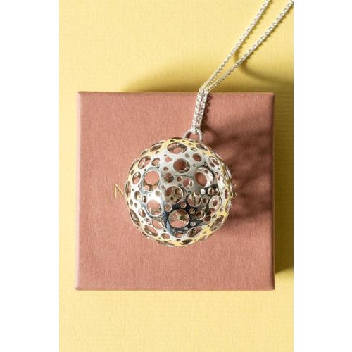1970s Silver Ladybird Pendant by Liisa Vitali for Nesto, 1974 For Sale - Image 5 of 6