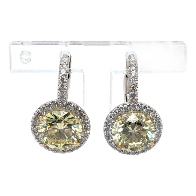 18k White Gold With Natural Round Vivid Fancy Yellow Diamond Drop Earrings, Pair For Sale