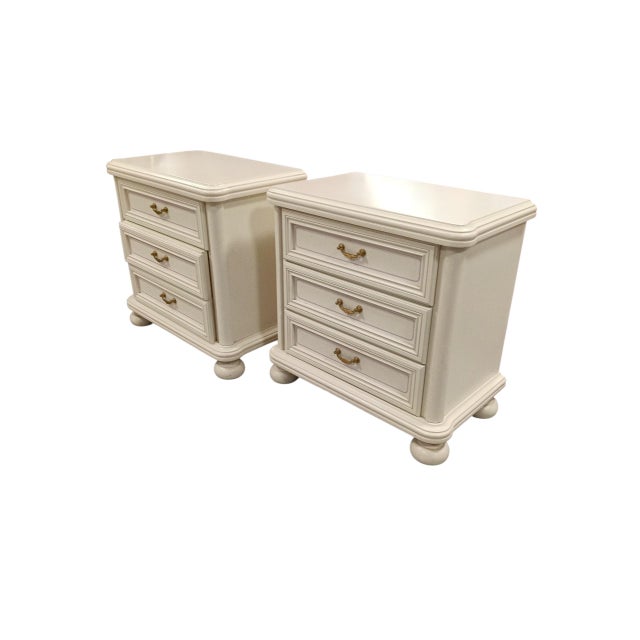 Vintage White Bedside Tables, 1960s, Set of 2 For Sale - Image 4 of 5