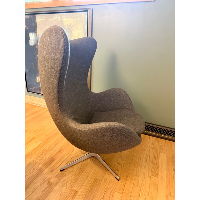 Mid-Century Modern Fritz Hansen Egg Chair For Sale - Image 3 of 6