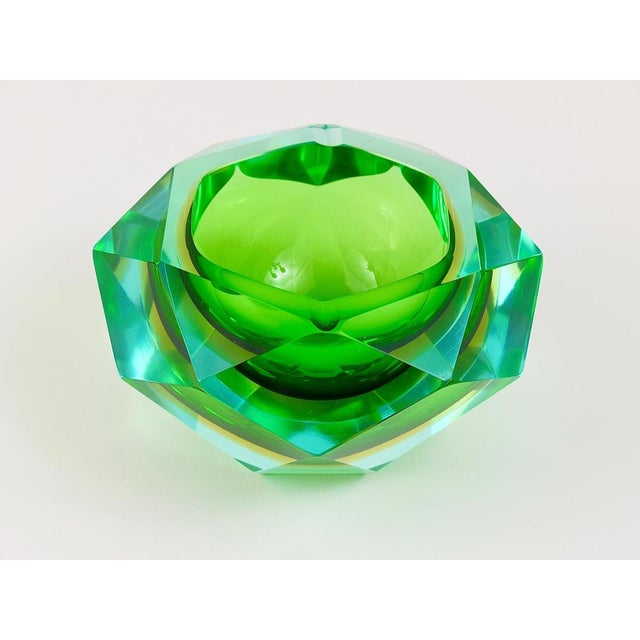 Italian Flavio Poli Colorful Faceted Diamond Ashtray by Seguso, 1960s For Sale - Image 15 of 18