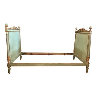 French Louis XVI Day Bed With Original Paint For Sale