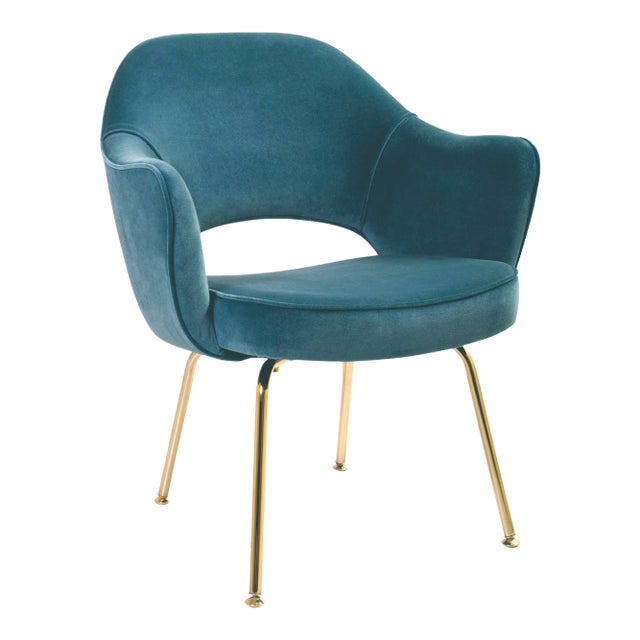Saarinen Executive Arm Chairs in Pavo Blue Velvet, Pair For Sale