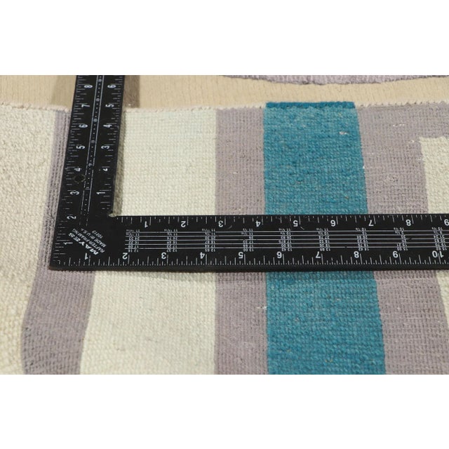 2010s Vintage Retro Modern High-Low Rug, 09'02 X 12'01 For Sale In Dallas - Image 6 of 10