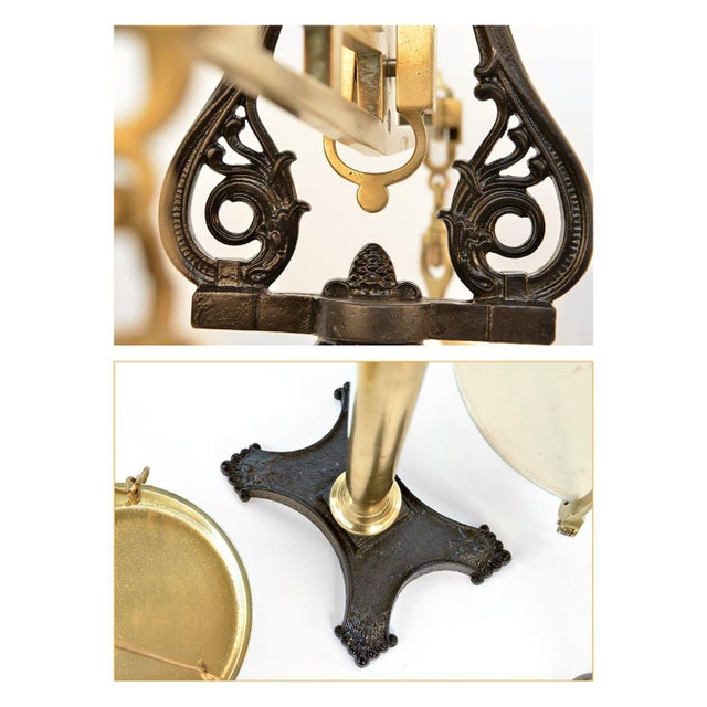 Hunt & Co English Scale, 1940s, in Good conditions. Designed 1920 to 1949