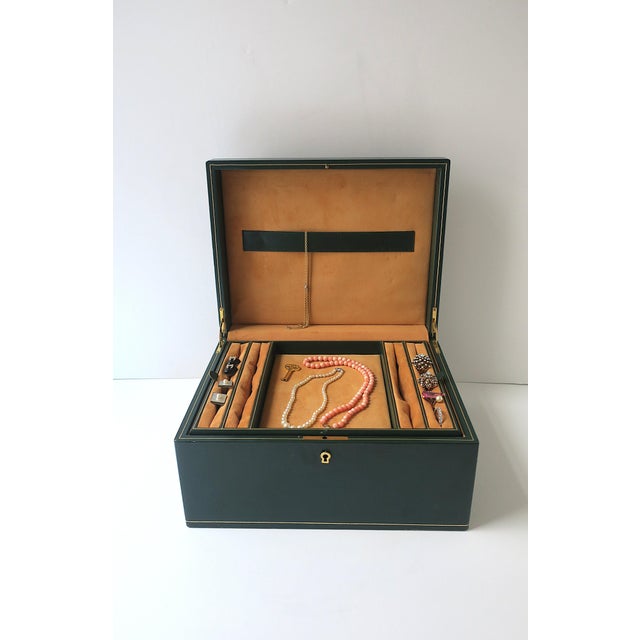 Italian Leather Jewelry Box, Late-20th Century, Italy For Sale - Image 11 of 17