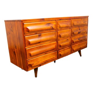 Mid Century Modern Dresser Credenza Franklin Shockey Solid Pine 12 Drawer For Sale