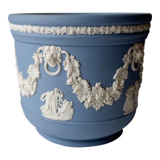Vintage Wedgwood Blue Jasperware Jardinière/Planter For Sale