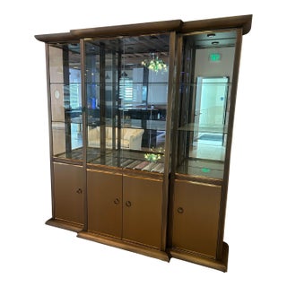Late 20th Century Design Institute America 3 Part Display Cabinet For Sale