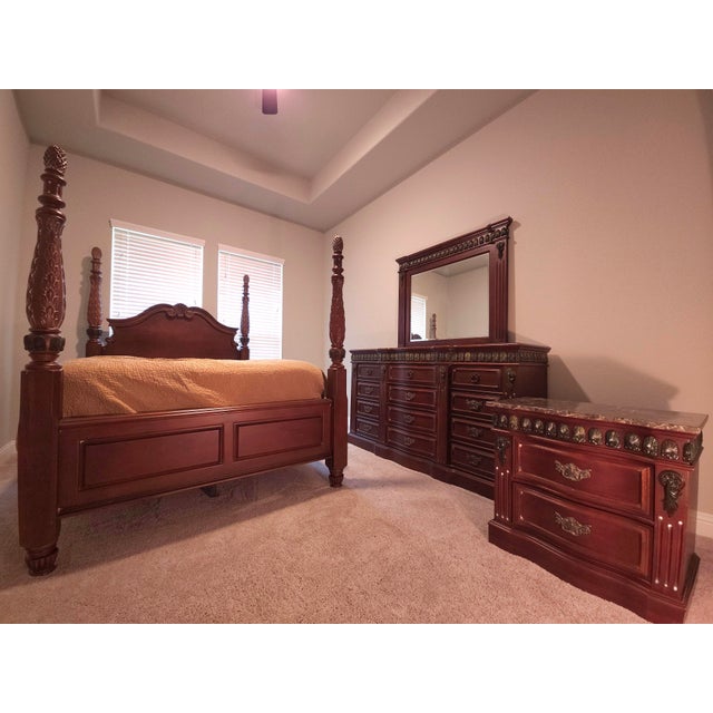 Late 20th Century Pulaski Carved Solid Mahogany Queen Size 5 Piece Bedroom Set For Sale - Image 13 of 13
