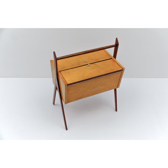 1960s Mid-Century Modern Italian Sewing Box, 1960s For Sale - Image 5 of 12