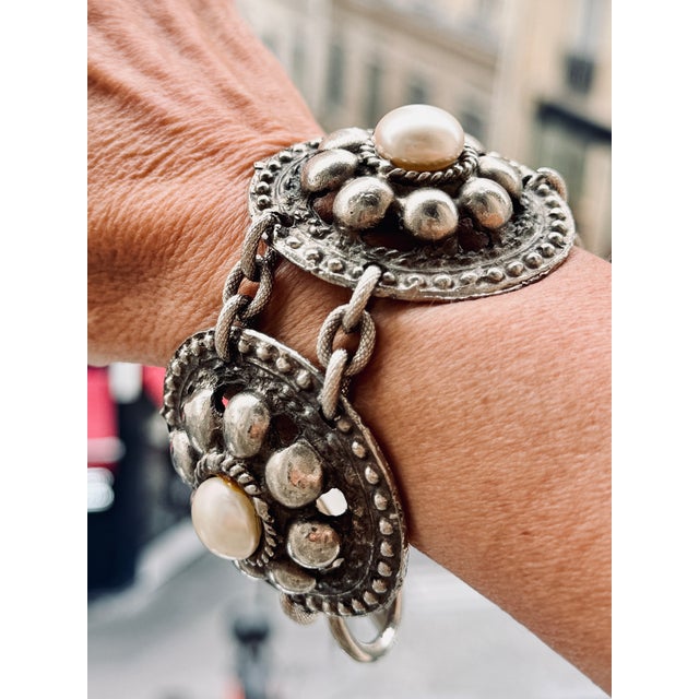 Vintage French Floral Medallion Bracelet, Attributed to Chanel, Acquired in Paris For Sale - Image 13 of 13