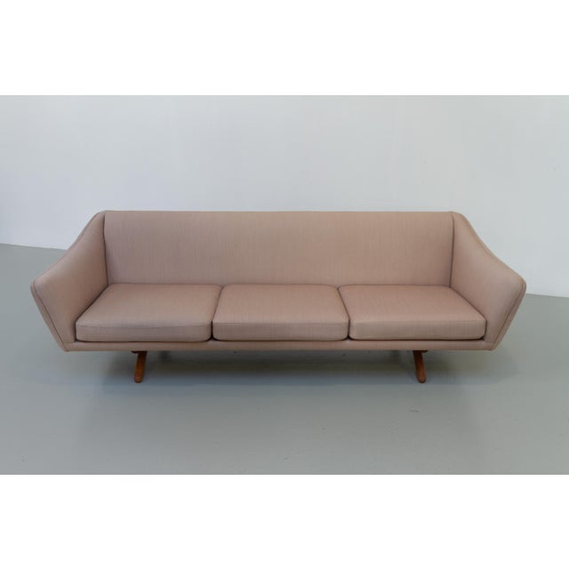 1960s Mid-Century Danish ML-140 3-Seater Sofa from Illum Wikkelsø, 1960s For Sale - Image 5 of 18