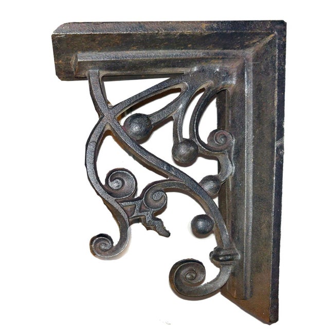 Arts & Crafts Style Scrolling Vine Heavy Cast Iron Corbel Shelf Bracket