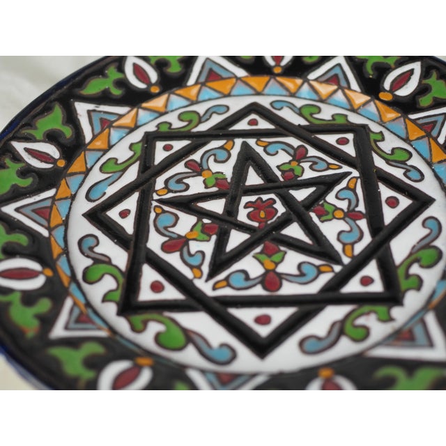 Moroccan Mid-Century Moroccan Boho Polychromic Decorative Plate With Thick Enamel For Sale - Image 3 of 11