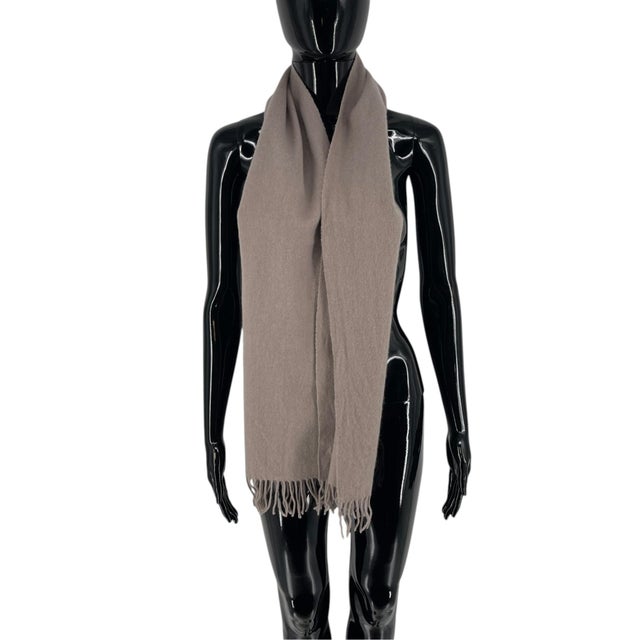 Modern Yves Saint Laurent Grey Solid 100% Wool Scarf For Sale - Image 3 of 10