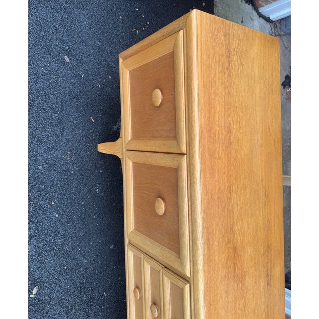 Mid 20th Century Modern Oak Credenza With Paneled Doors and Sculpted Base For Sale In Philadelphia - Image 6 of 12